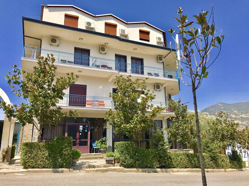 Ramis Hotel & Outdoor Sports Center Përmet Zewnętrze zdjęcie